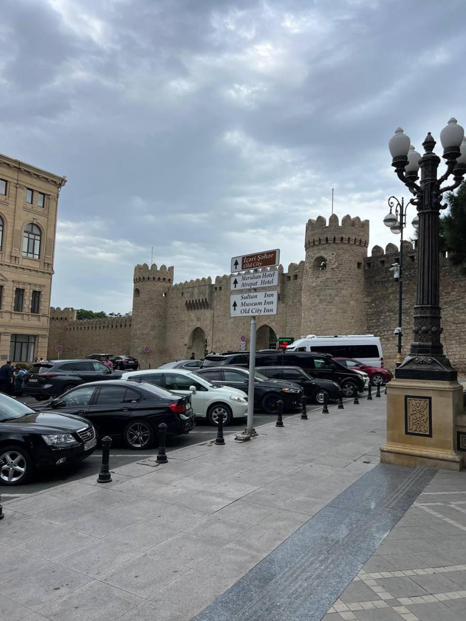 Sweet And Comfort Apartment In The Old City Icheri Sheher Баку Екстер'єр фото