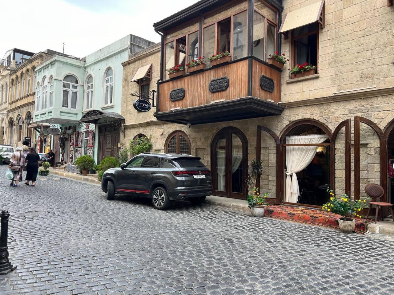 Sweet And Comfort Apartment In The Old City Icheri Sheher Баку Екстер'єр фото